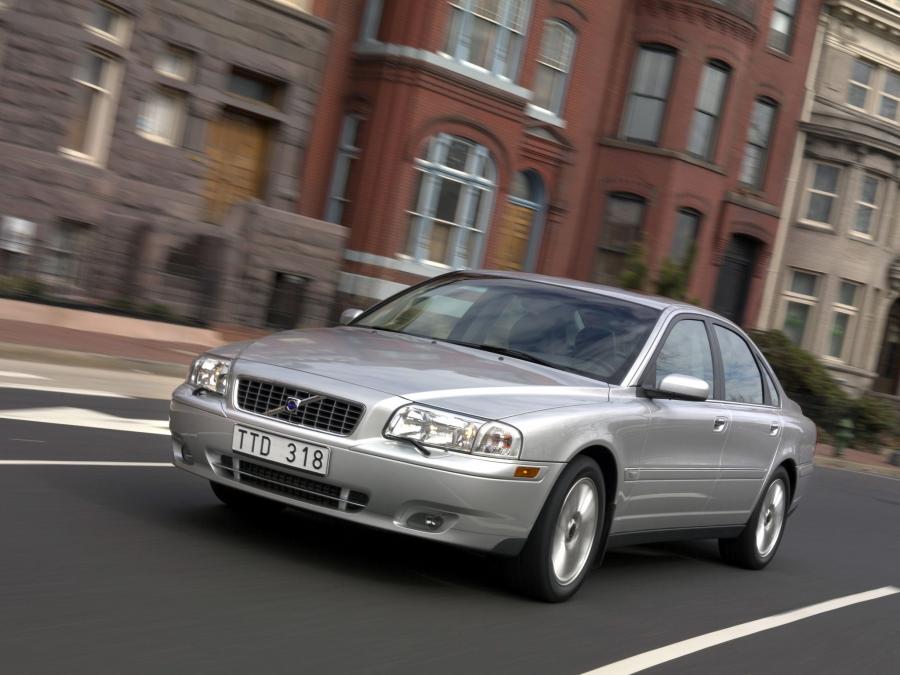  Volvo S80 2003 года  (фото 13 из 31)